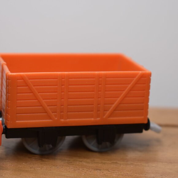 Samson Trackmaster - Thomas & Friends Motorized Tank Train Engine Mattel 2013 - Picture 4 of 8